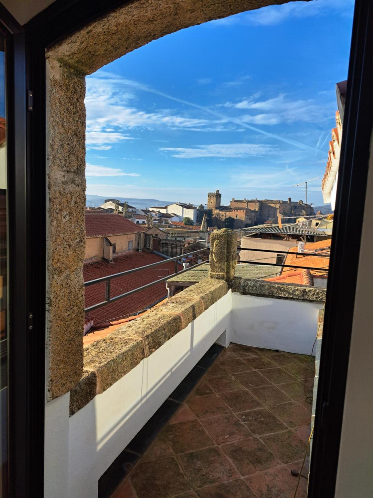 Los Patios. Plasencia Kültér fotó